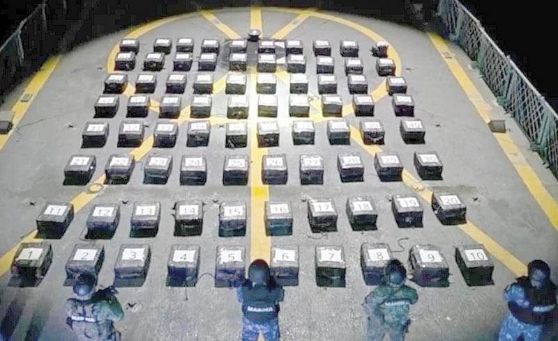 Decomisan casi 2 toneladas de cocaína frente a costas de Acapulco
